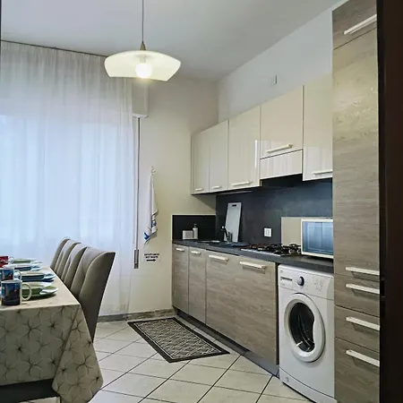Aaron 4 Apartman Marghera